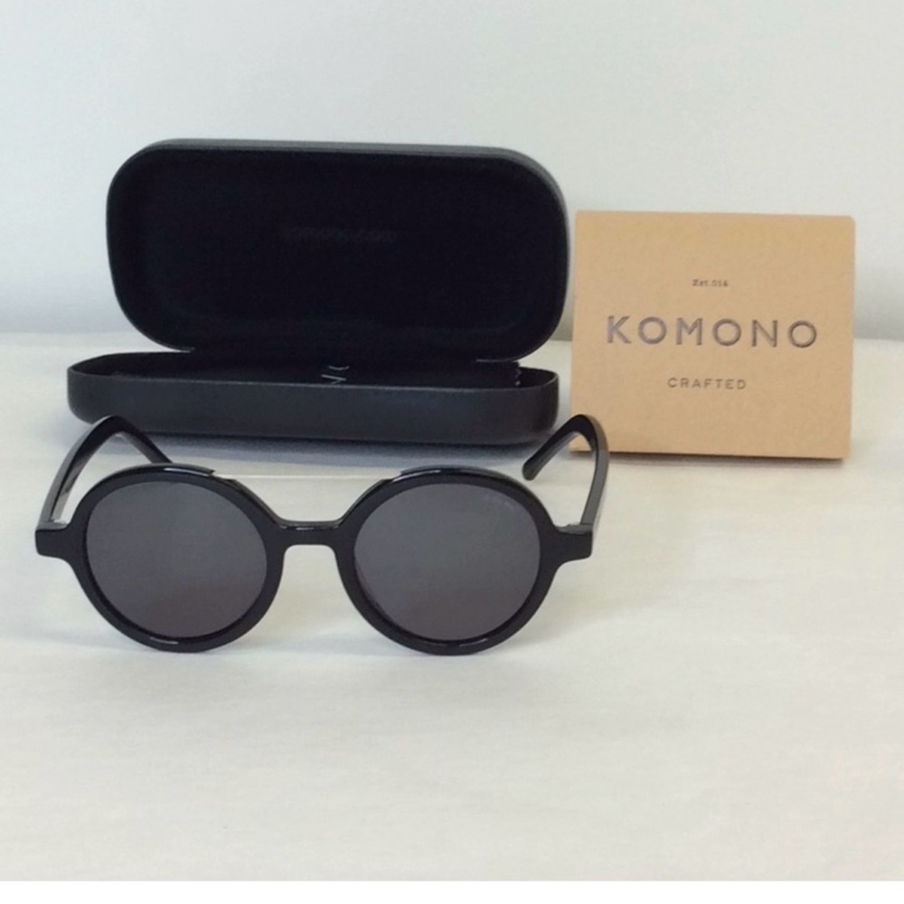 Komono Eyewear The Vivien NEW Classic Round Black Silver Sunglasses - Picture 6 of 16